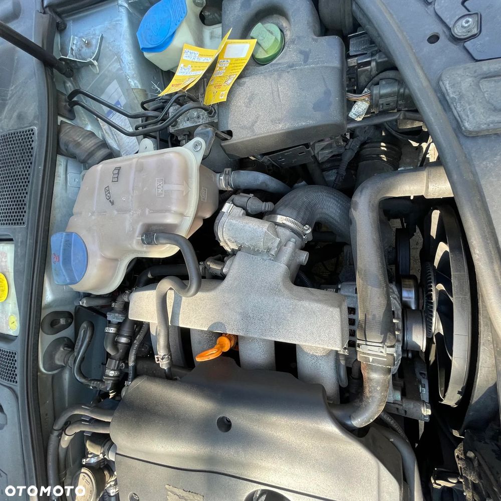 Volkswagen Passat 1.8T Comfortline - 14