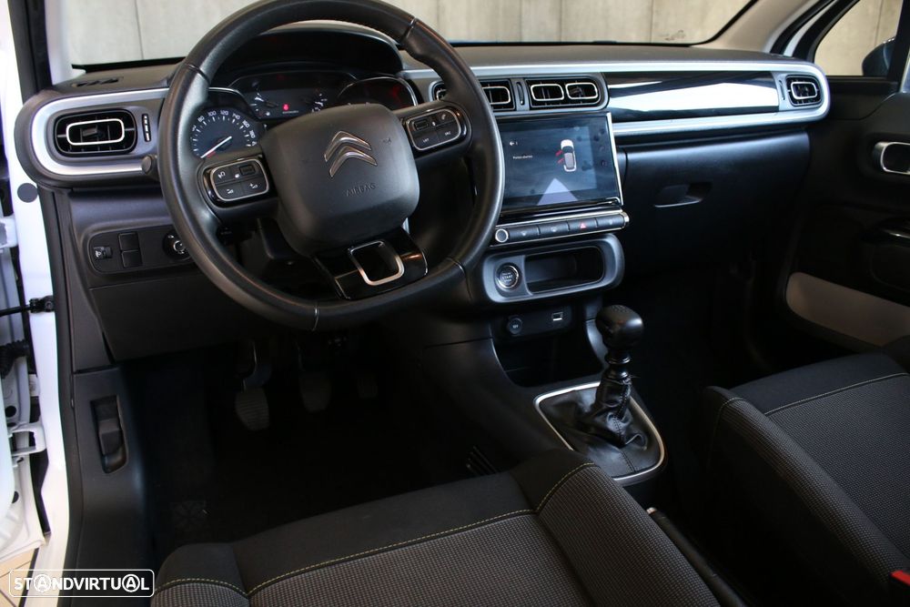 Citroën C3 1.2 PureTech Shine - 34