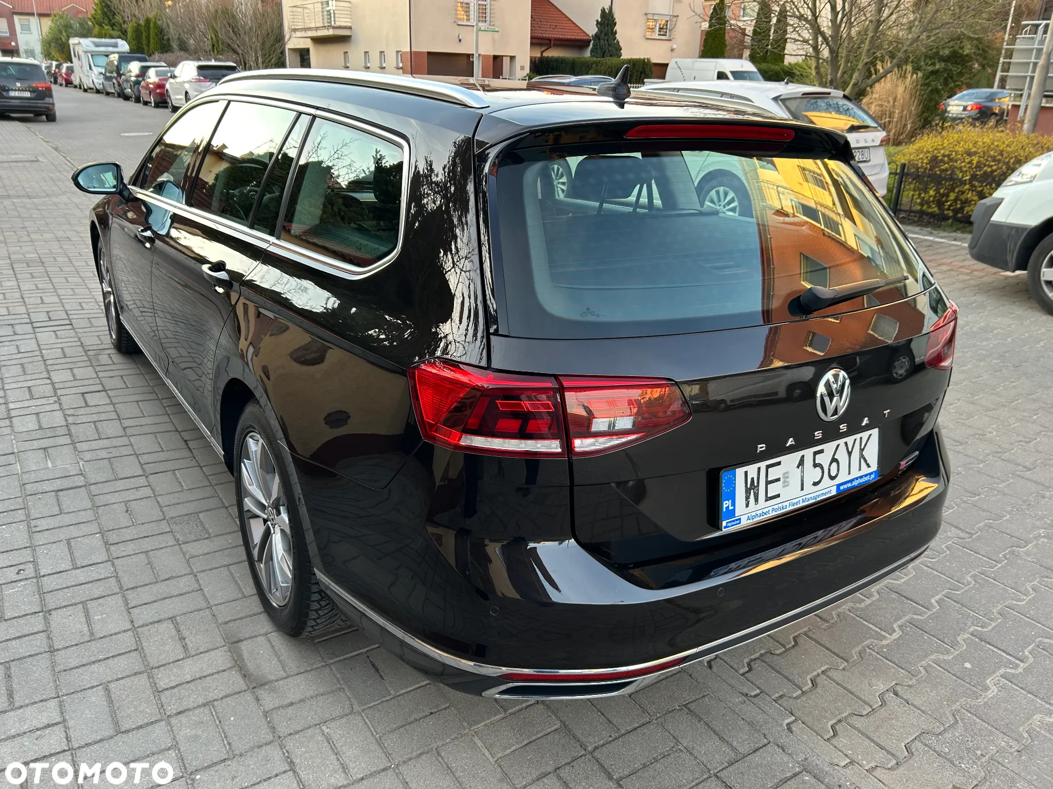 Volkswagen Passat 2.0 TDI 4Mot Elegance DSG - 5