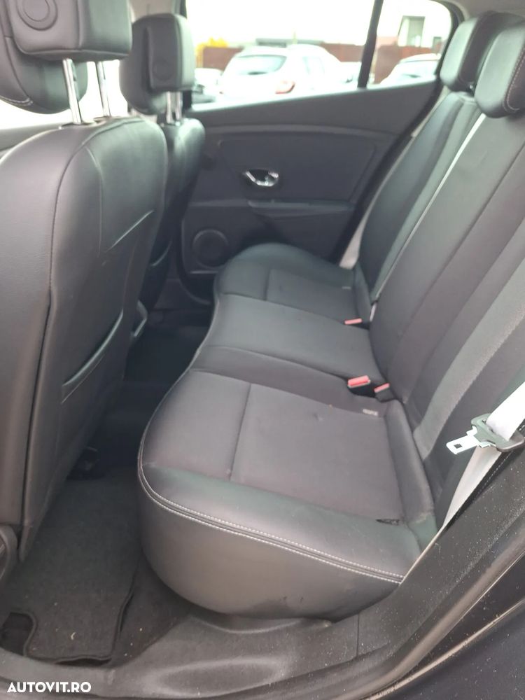 Renault Megane ENERGY dCi 110 Start & Stop Bose Edition - 7