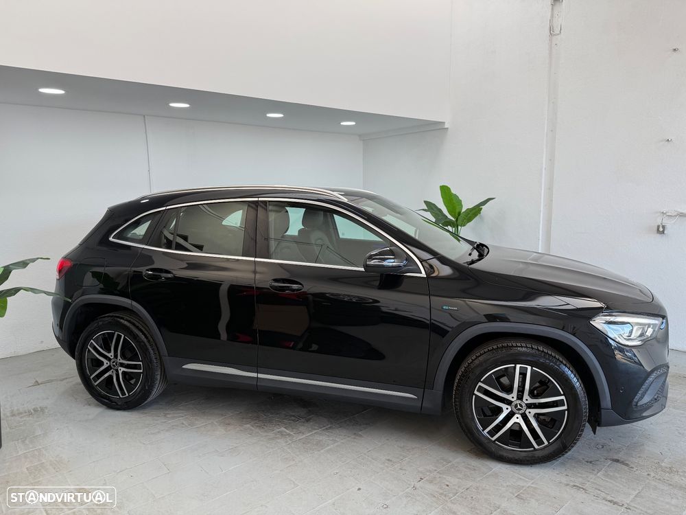 Mercedes-Benz GLA 250 e Progressive - 2
