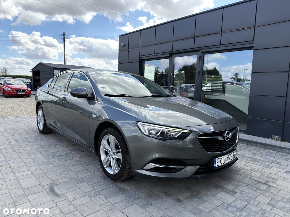 Opel Insignia 1.5 T Exclusive S&S - 10