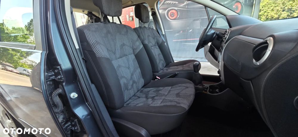 Dacia Sandero 1.2 16V Laureate - 31