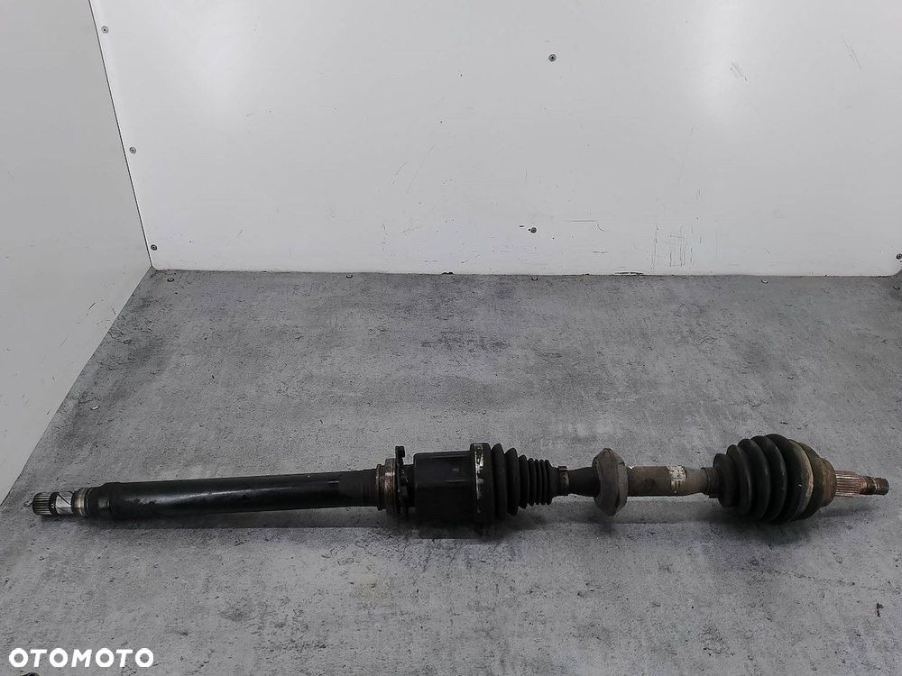 PÓŁOŚ PRAWA PRZÓD ALFA ROMEO 159 50504034 1.9 JTDM - 1