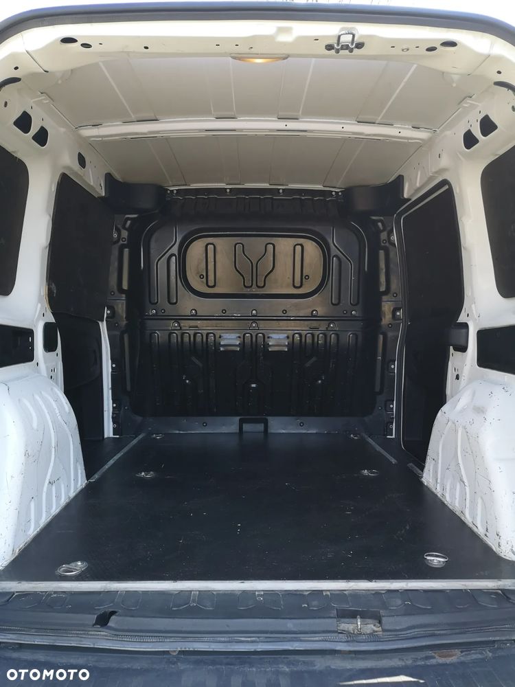 Fiat Doblo 1.4 TurboJet Profesional - 16