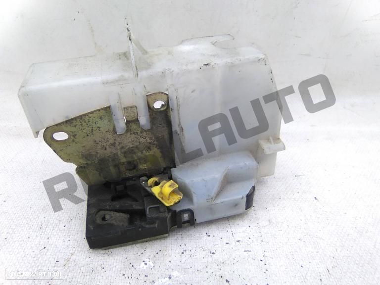 Fechadura Porta Trás Esquerda  Renault Clio Ii [1998_2012] 1.5 - 1