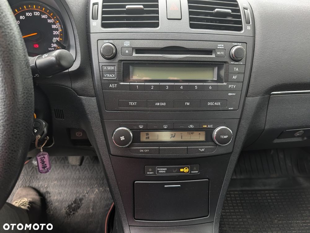 Toyota Avensis 2009 photo 5