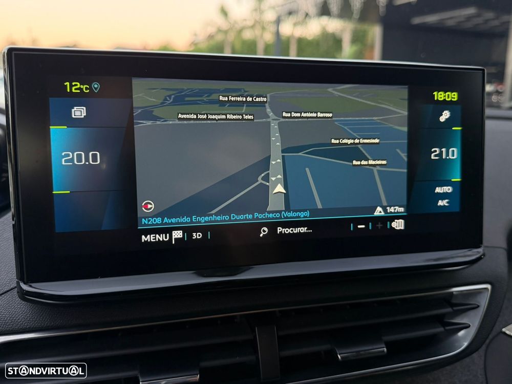 Peugeot 3008 1.6 Hybrid Allure e-EAT8 - 36