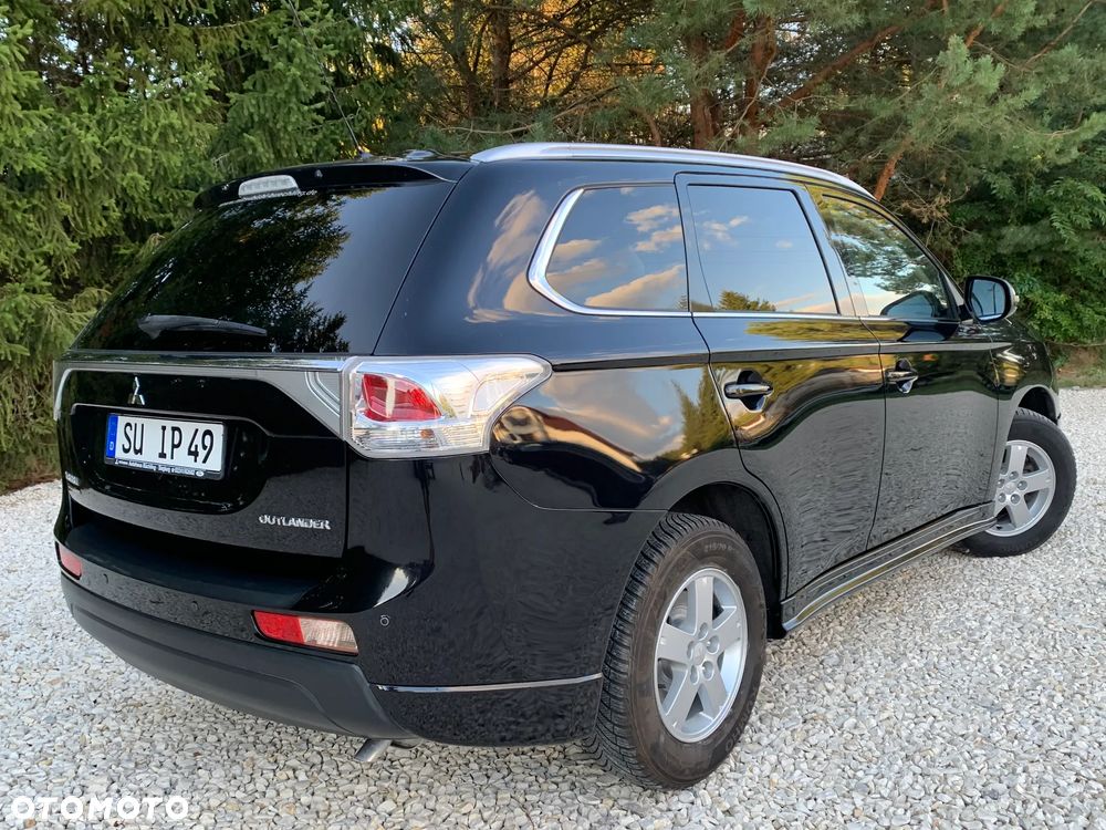 Mitsubishi Outlander - 14