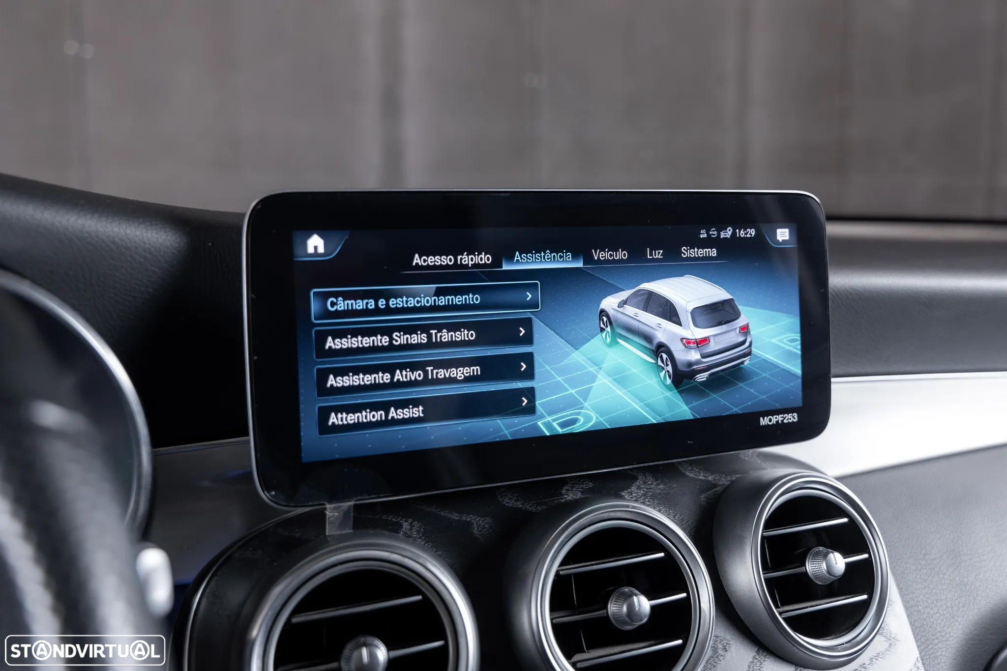 Mercedes-Benz GLC 300 de 4Matic - 17