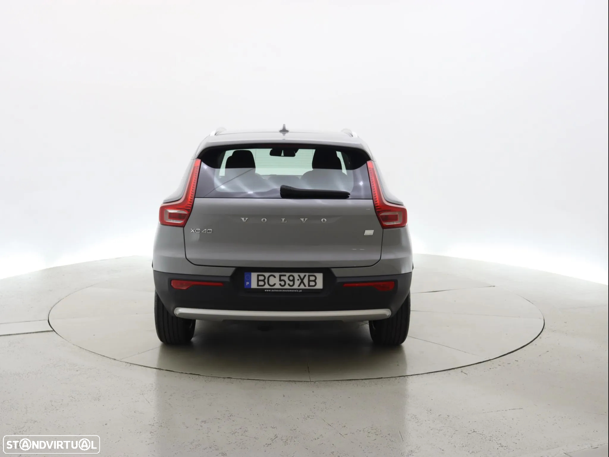 Volvo XC 40 1.5 T4 PHEV Essential - 7