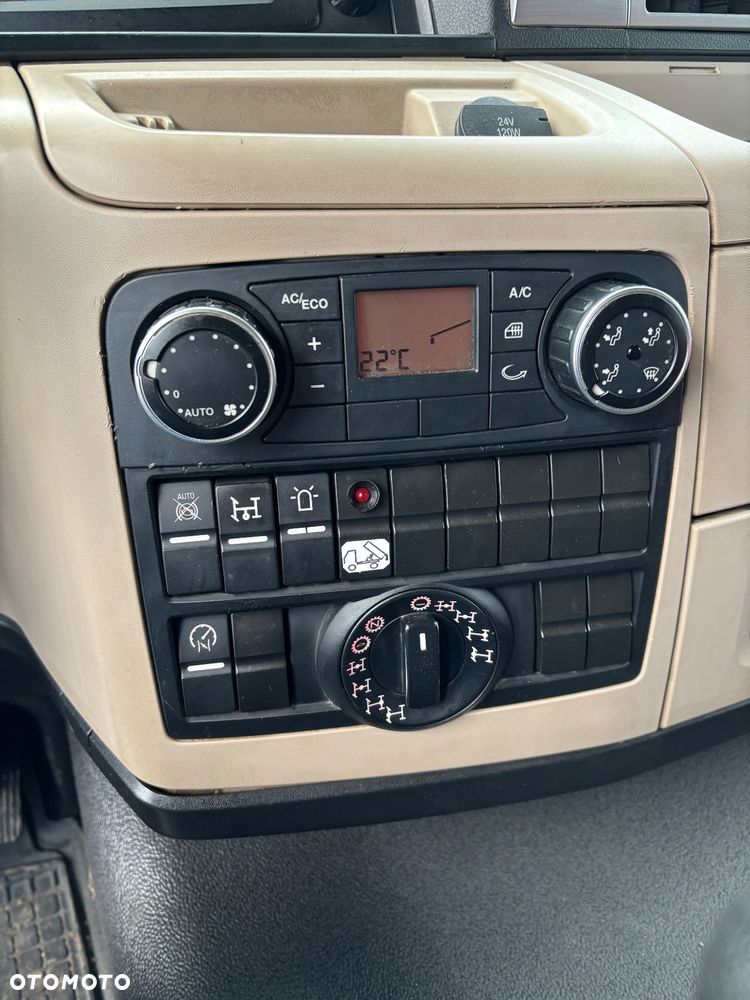 MAN TGS 41.460 2018 wywrotka kiper 8x8 resor manual - 38