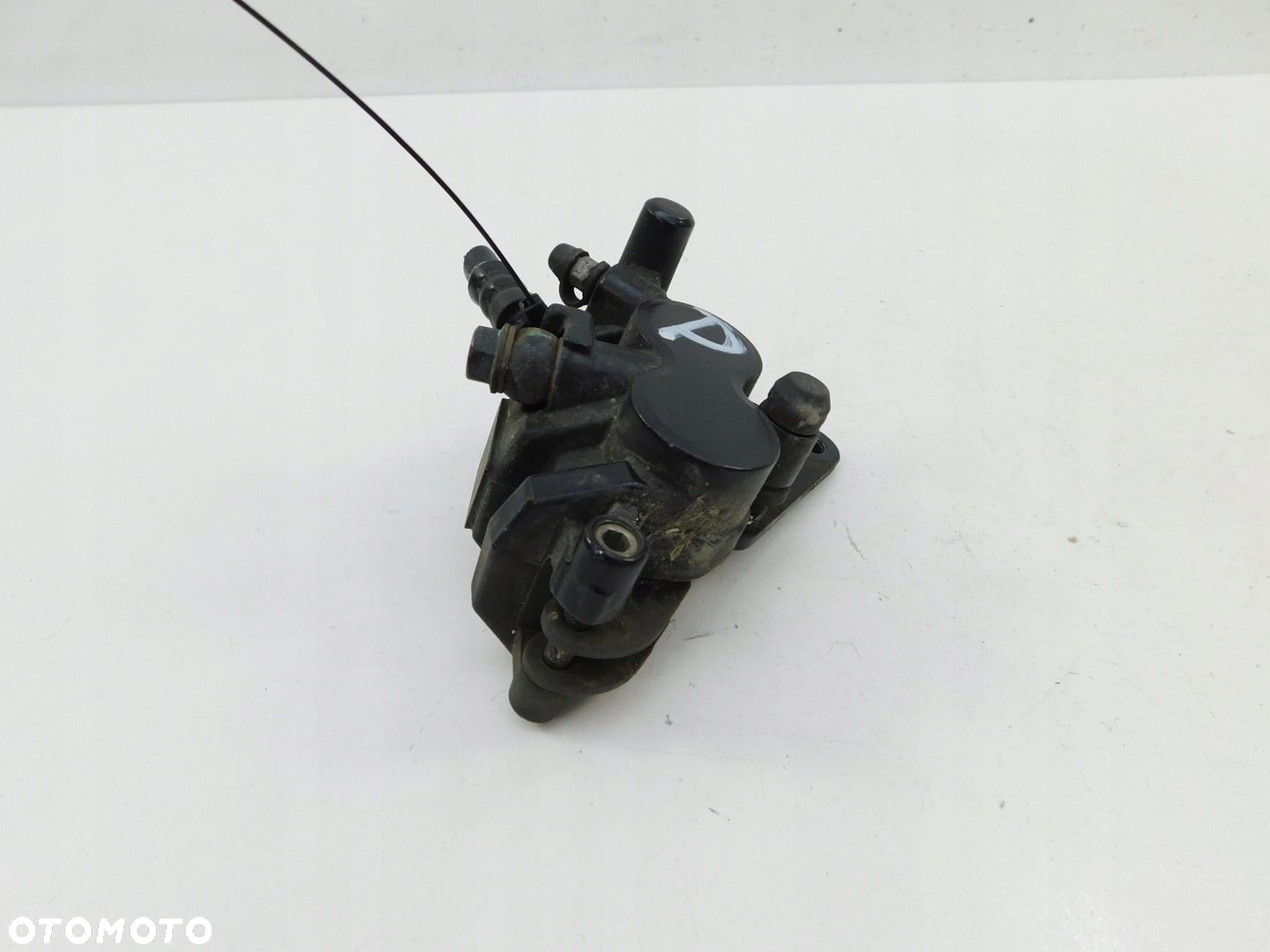 SKUTER ELEKTRYCZNY NIU ZACISK HAMULCA PRZÓD - 3