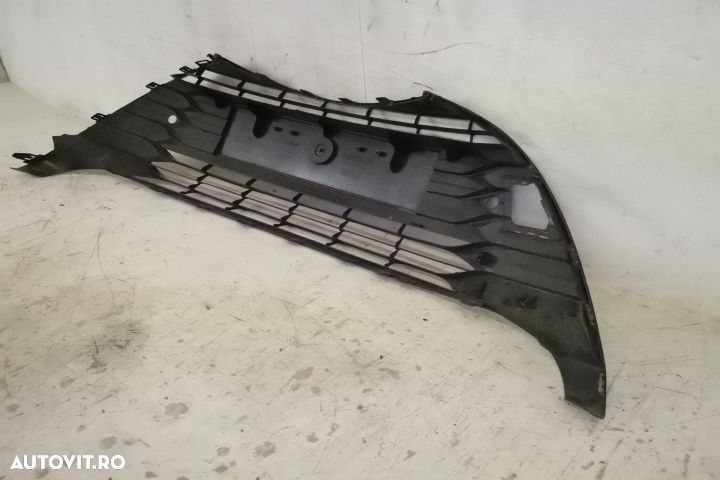 Grila Centrala Radiator Originala In Stare Buna Toyota  Yaris  XP150 [ - 6