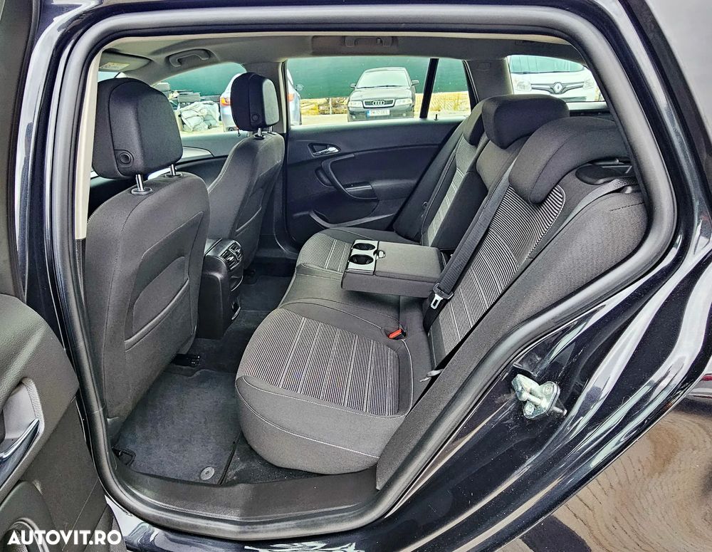 Opel Insignia - 9