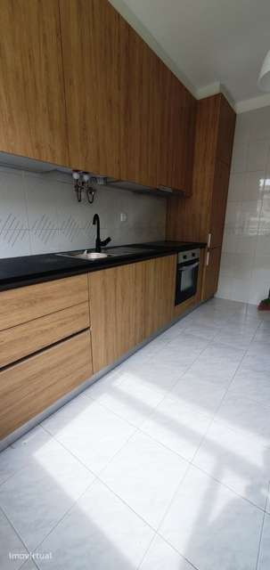 Apartamento T1 restaurado ,  Praia da Amorosa (Exp. Poente) - Grande imagem: 2/8