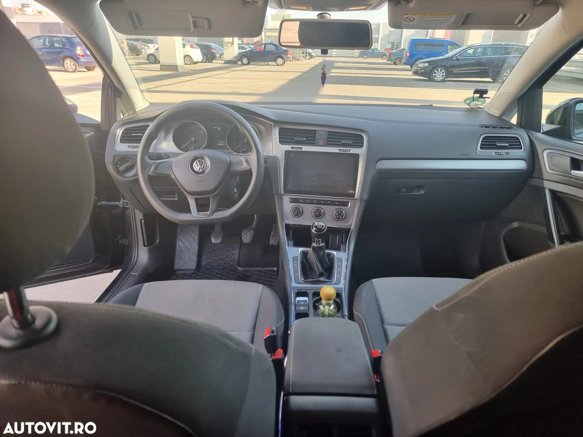 Volkswagen Golf 1.6 TDI DPF BMT Highline - 10