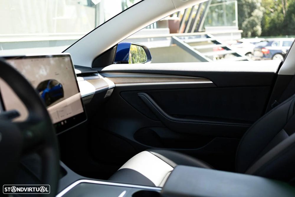 Tesla Model 3 Long-Range Dual Motor AWD - 13