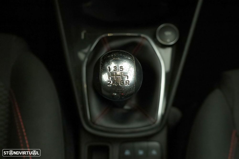 Ford Fiesta 1.0 EcoBoost ST-Line - 13