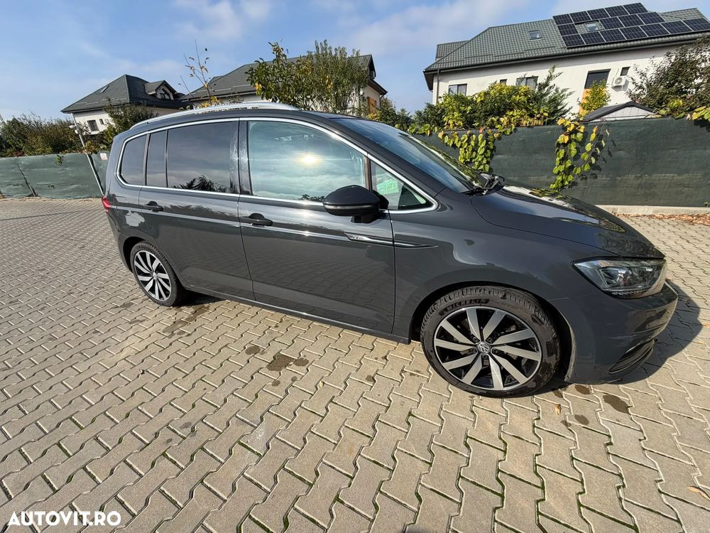 Volkswagen Touran 2.0 TDI DSG Highline - 3