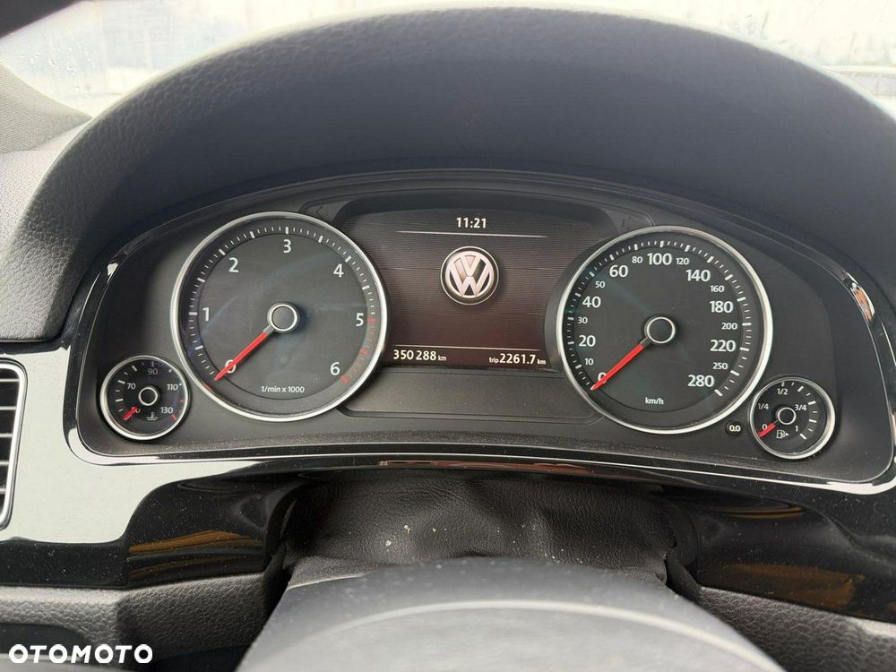 Volkswagen Touareg - 27