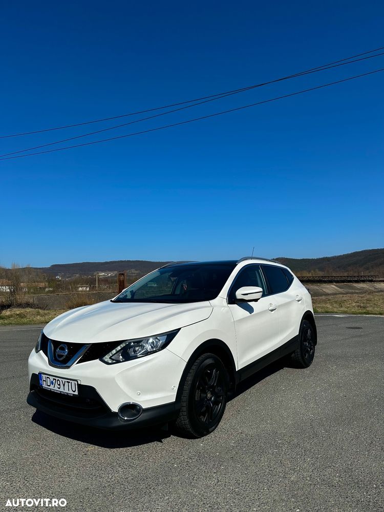 Nissan Qashqai 1.6 DCI Xtronic TEKNA - 2