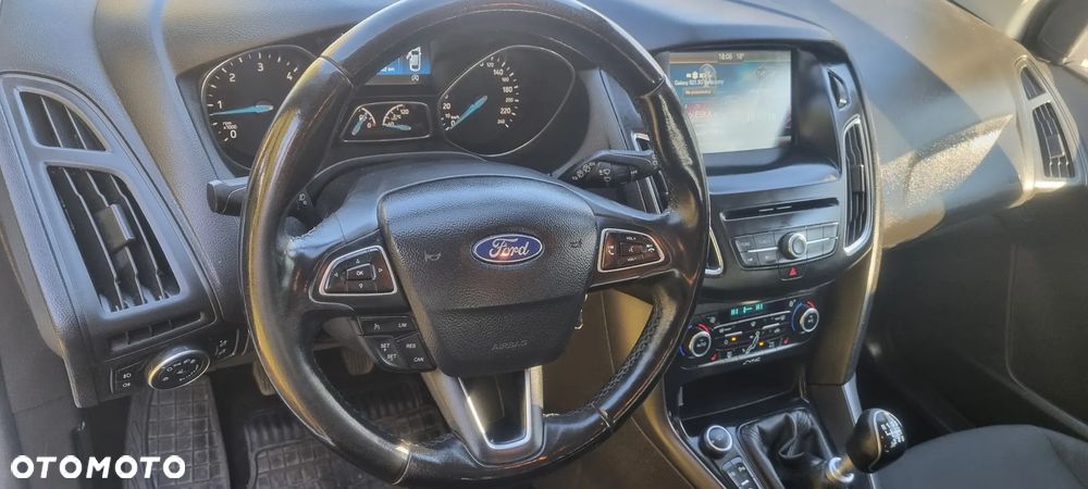 Ford Focus 1.5 TDCi Trend - 18