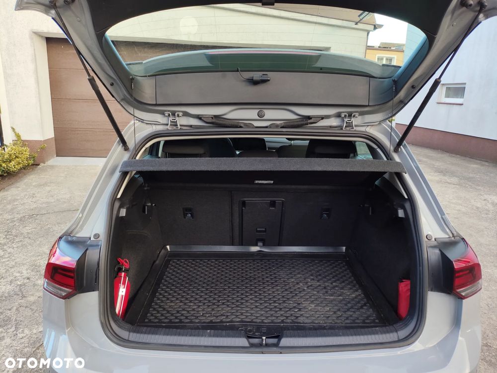 Volkswagen Golf 2.0 TDI SCR Life - 9
