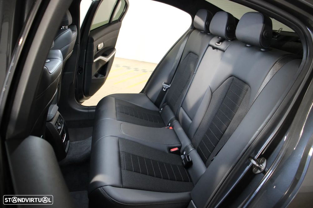 BMW 320 e Line Sport Auto - 14