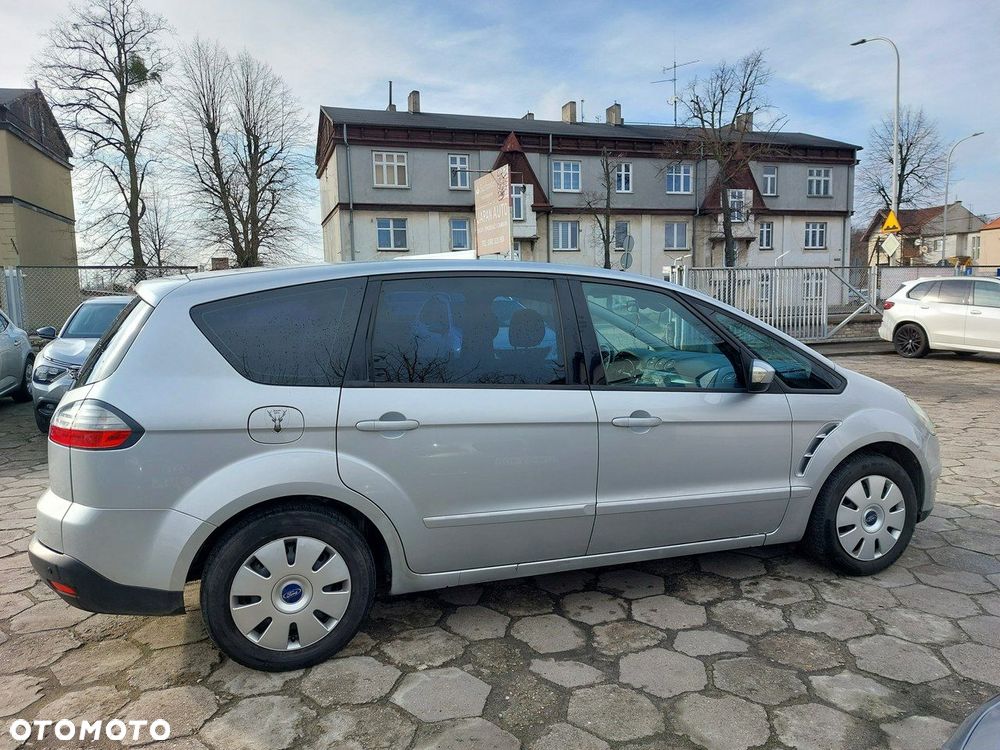 Ford S-Max - 8