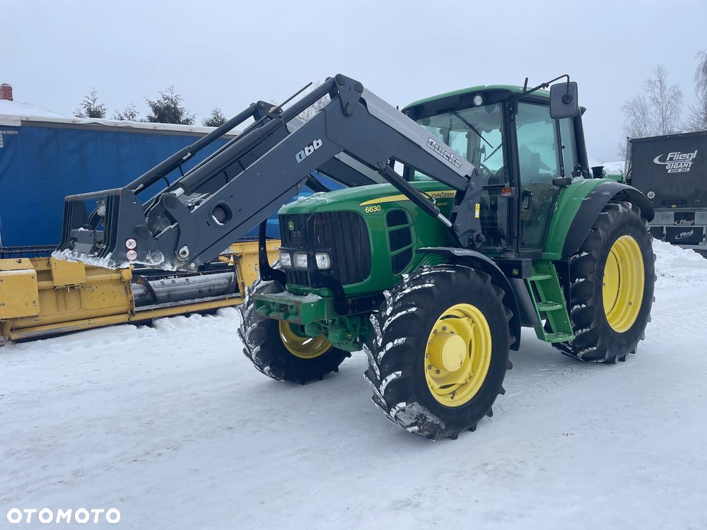 John Deere 6630