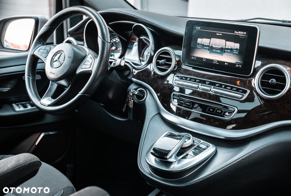 Mercedes-Benz Klasa V 250 d 4-Matic Avantgarde 7G-Tronic (d³ugi) - 15