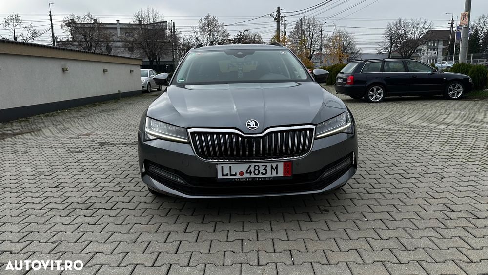 Skoda Superb Combi 2.0 TDI DSG Premium Edition - 9