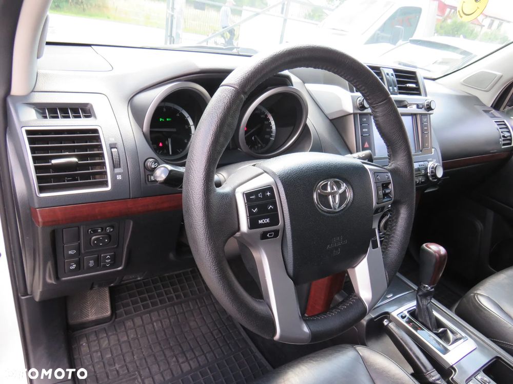 Toyota Land Cruiser LC 2.8 D-4D Invincible - 21