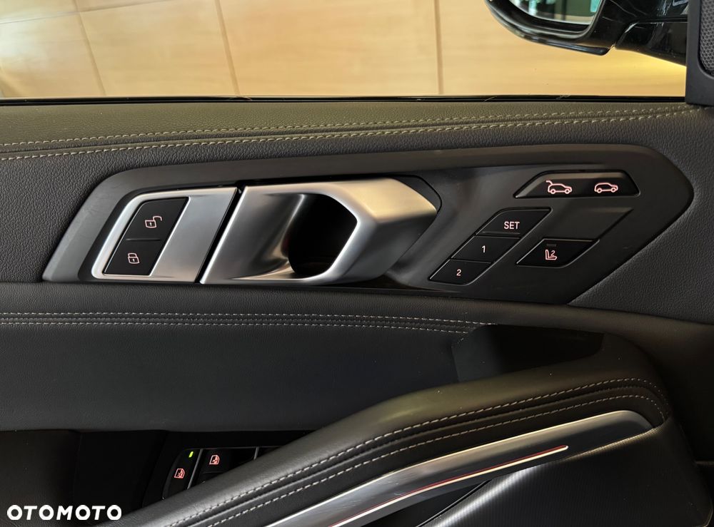 BMW X6 xDrive30d mHEV - 28