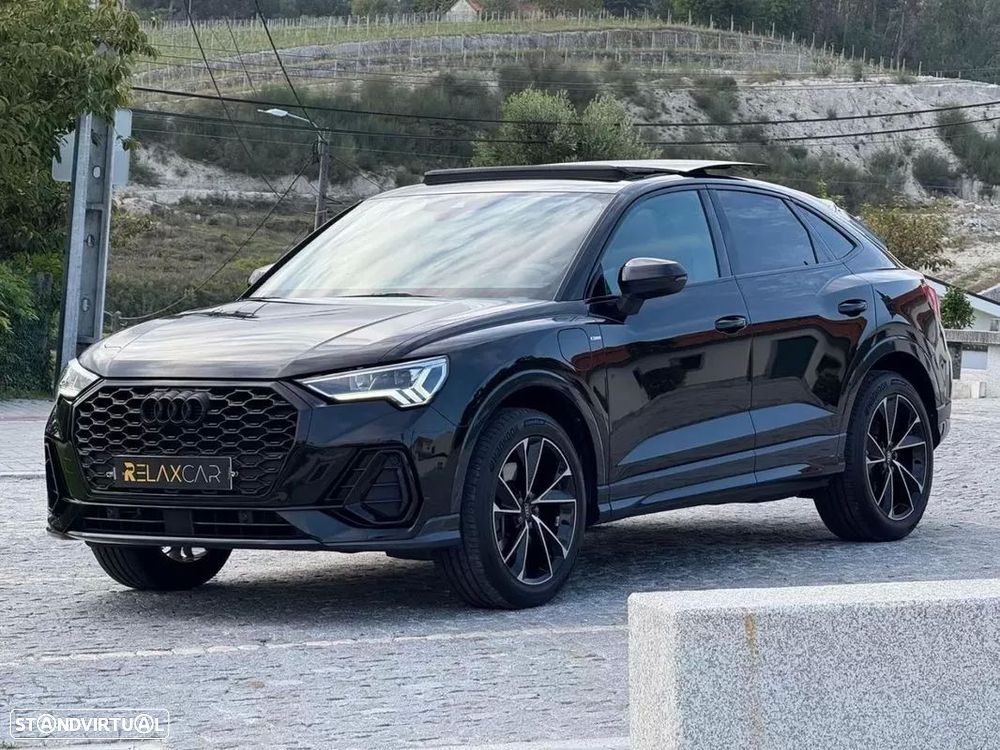 Audi Q3 45 TFSIe S tronic S line - 1