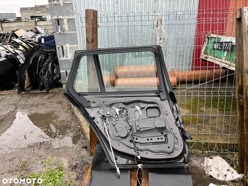 BMW F10 F11 DRZWI LEWY TYŁ BDB STAN - 3