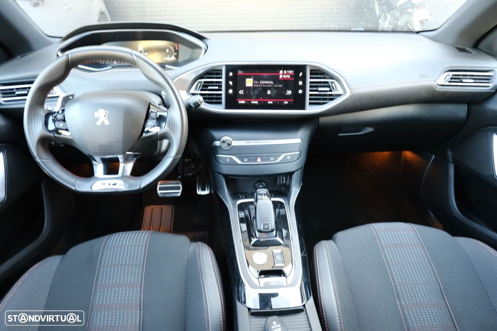 Peugeot 308 1.2 PureTech GT EAT8 - 14