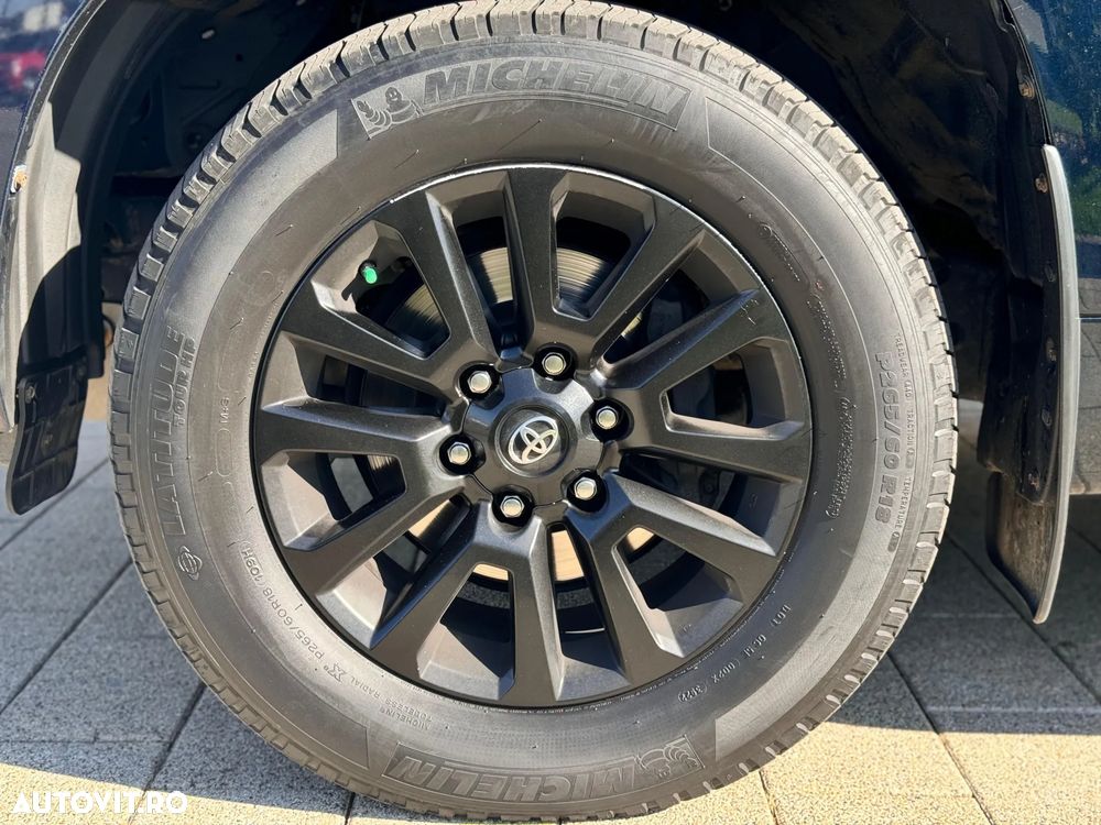 Toyota Land Cruiser 2.8l D-4D 204 CP A/T Luxury Black Matte Edition - 8