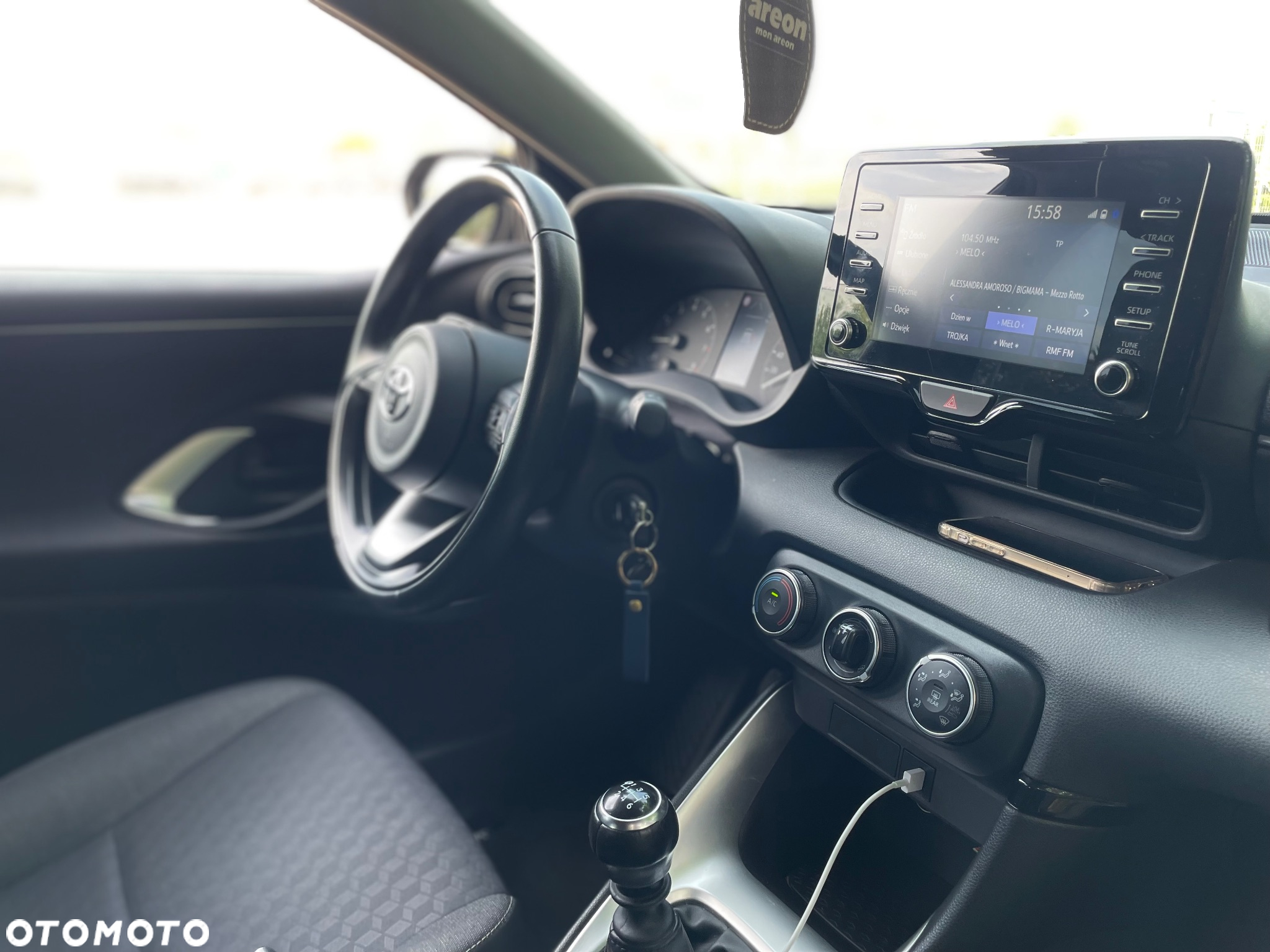 Toyota Yaris 1.5 Comfort - 28