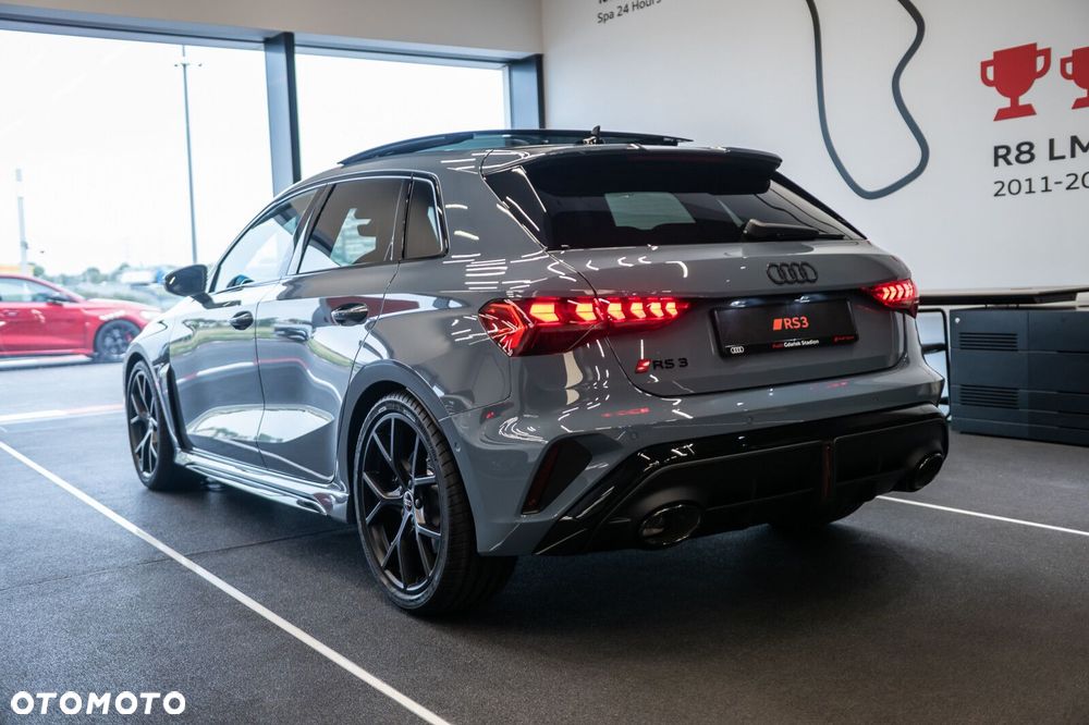 Audi RS3 Sportback - 4