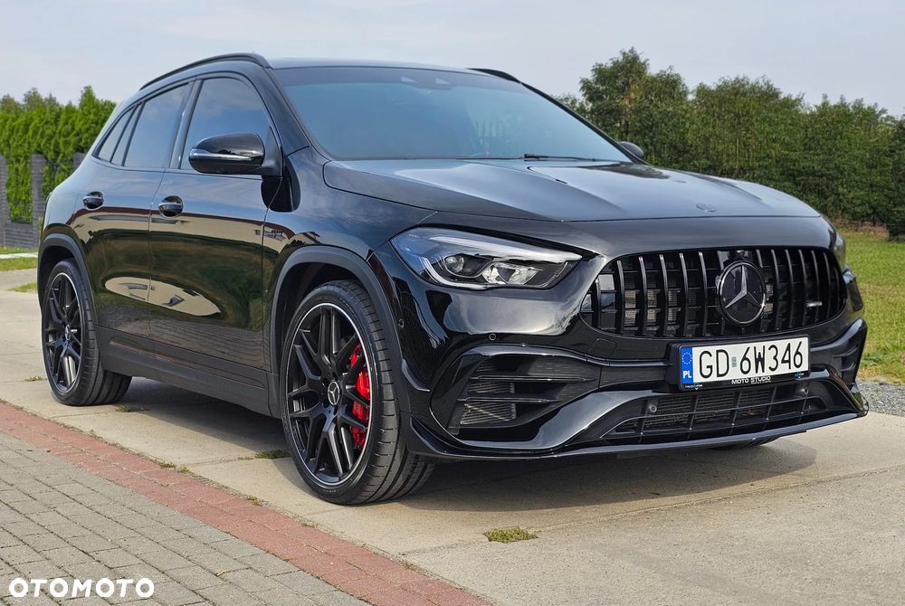 Mercedes-Benz GLA - 1