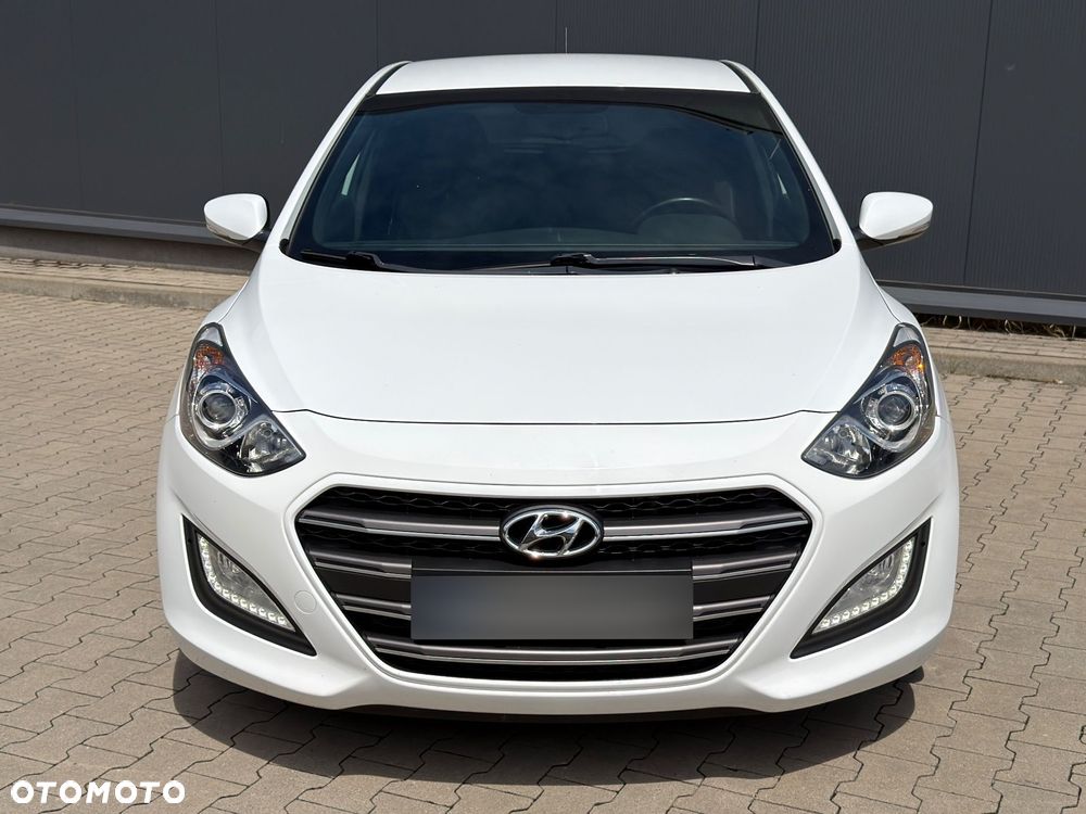 Hyundai i30 1.6 CRDi Premium - 4