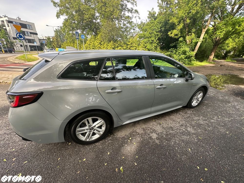 Toyota Corolla 2.0 Hybrid Comfort - 3