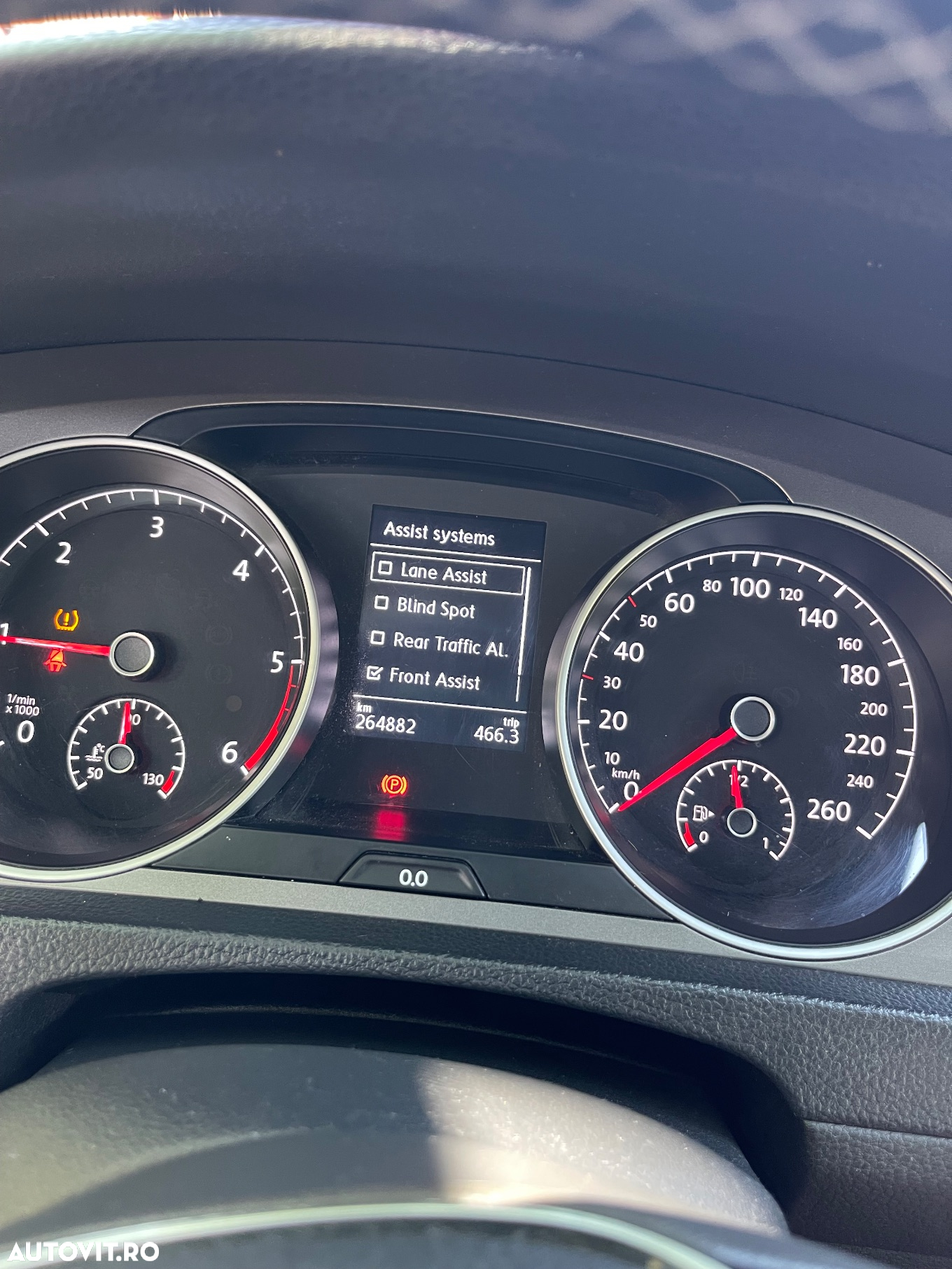 Volkswagen Golf 1.6 TDI BMT Comfortline - 6