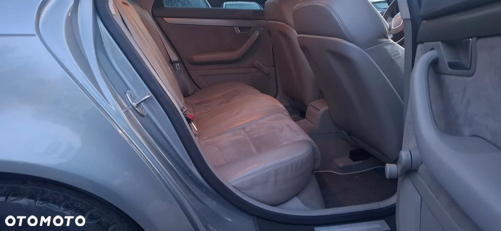 Audi A4 Limousine 2.0 Multitronic - 19