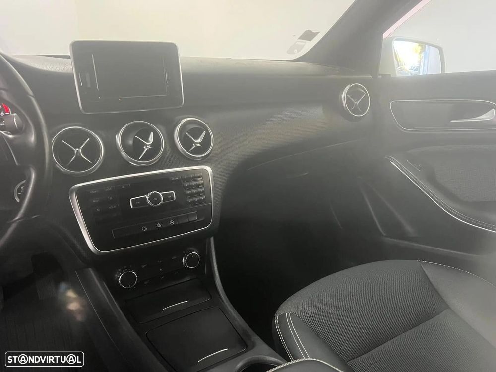 Mercedes-Benz A 180 d Style Aut. - 13