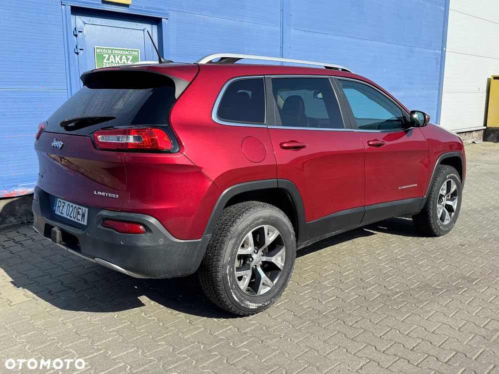 Jeep Cherokee - 7