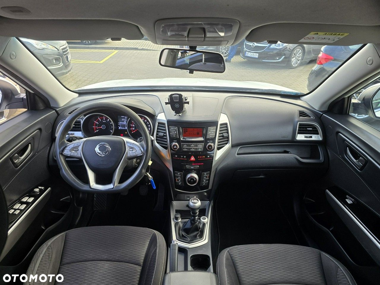 SsangYong/KGM Tivoli - 23