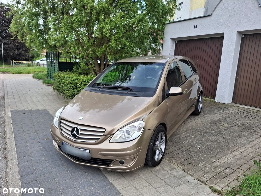 Mercedes-Benz Klasa B - 2